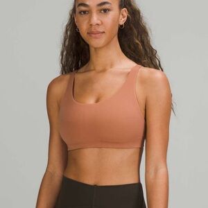 Lululemon sports bra NWOT